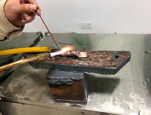 變壓器行業(yè)用高壓氣體發(fā)生器！