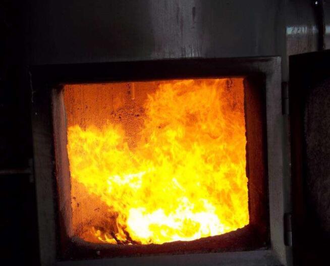 氫氧發(fā)生器應(yīng)用于醫(yī)療垃圾焚燒上！