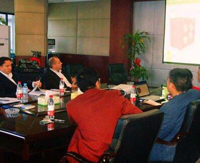 荷蘭客戶來(lái)我公司考察購(gòu)買氫氧機(jī)！