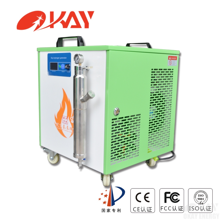 氫氧發(fā)生器使用時(shí)要注意及時(shí)加水！