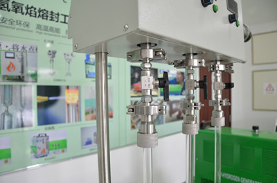 沃克能源三工位石英管旋轉(zhuǎn)封管機(jī)特點(diǎn)與操作方法