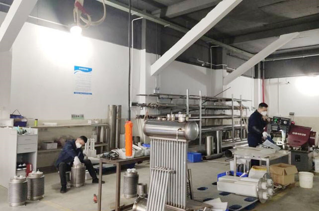 車間復(fù)工復(fù)產(chǎn).jpg 車間復(fù)工復(fù)產(chǎn).jpg